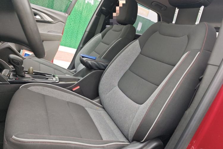 Used Chevrolet Trailblazer 2019 435T Redline CVT Two-Wheel-Drive Sharp Edition China VI Standard Left Front Seat