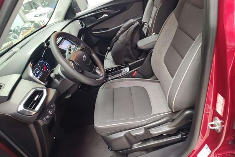 Used Chevrolet Trailblazer 2019 435T Redline CVT Two-Wheel Drive Chirui Version China VI Standard Left Front Seat