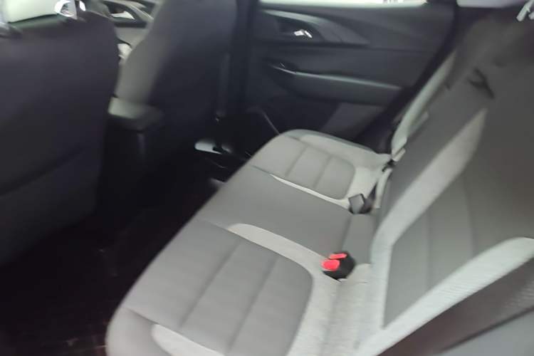 Used Chevrolet Trailblazer 2019 435T Redline CVT Two-Wheel Drive Chirui Version China VI Standard Left Rear Seat