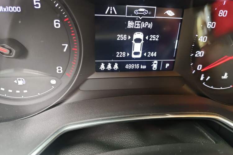 Used Chevrolet Trailblazer 2019 435T Redline CVT Two-Wheel Drive Chirui Version China VI Standard Odometer Close Up