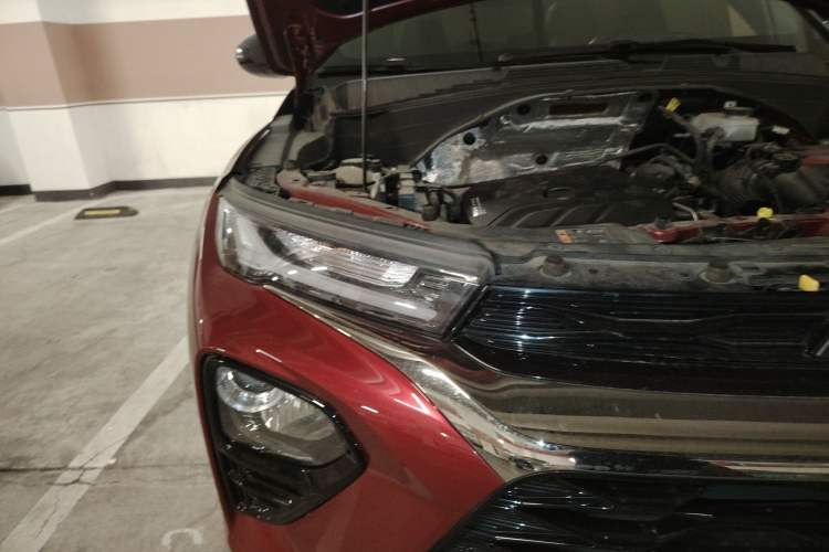 Used Chevrolet Trailblazer 2019 435T RS Automatic All-Wheel-Drive Huanrui Edition China VI Standard Right Front Headlight