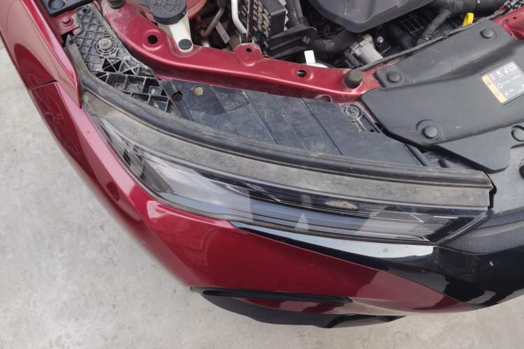 Used Chevrolet Trailblazer 2019 435T Redline CVT Two-Wheel Drive Chirui Version China VI Standard Right Front Headlight