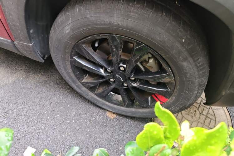 Used Chevrolet Trailblazer 2019 435T Redline CVT Two-Wheel Drive Chirui Version China VI Standard Right Front Wheel Hub