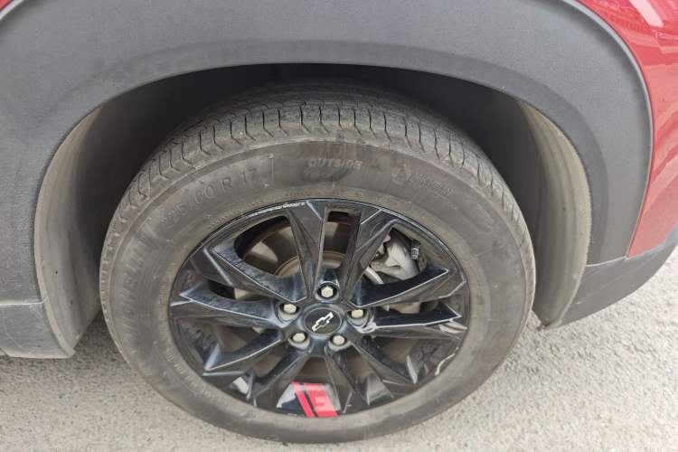 Used Chevrolet Trailblazer 2019 435T Redline CVT Two-Wheel-Drive Sharp Edition China VI Standard Right Front Wheel Hub