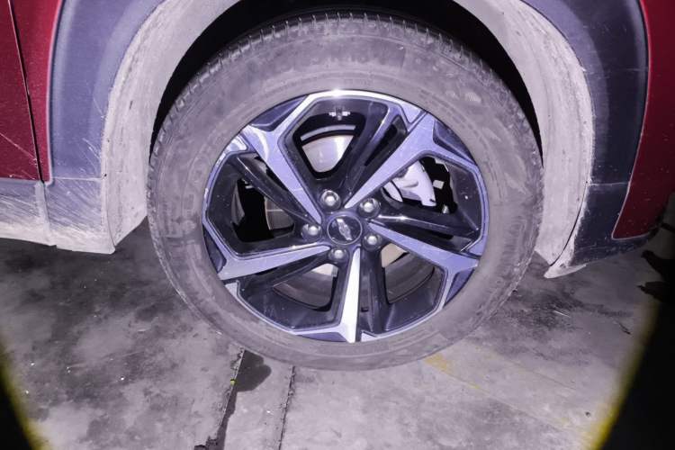 Used Chevrolet Trailblazer 2019 435T RS Automatic All-Wheel-Drive Huanrui Edition China VI Standard Right Front Wheel Hub