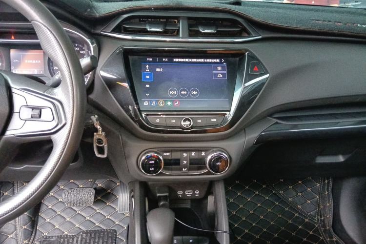 Used Chevrolet Trailblazer 2019 435T Redline CVT Two-Wheel Drive Chirui Version China VI Standard Audio And AC Panel