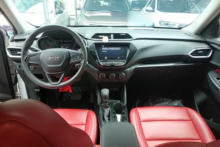 Used Chevrolet Trailblazer 2019 435T Redline CVT Two-Wheel-Drive Sharp Edition China VI Standard Center Console