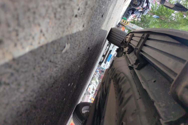 Used Chevrolet Trailblazer 2019 435T Redline CVT Two-Wheel-Drive Sharp Edition China VI Standard Chassis Front Right