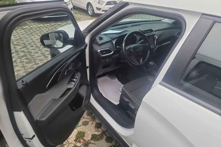 Used Chevrolet Trailblazer 2019 435T Redline CVT Two-Wheel-Drive Sharp Edition China VI Standard Driver Seat