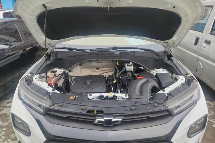 Used Chevrolet Trailblazer 2019 435T Redline CVT Two-Wheel-Drive Sharp Edition China VI Standard Engine Bay