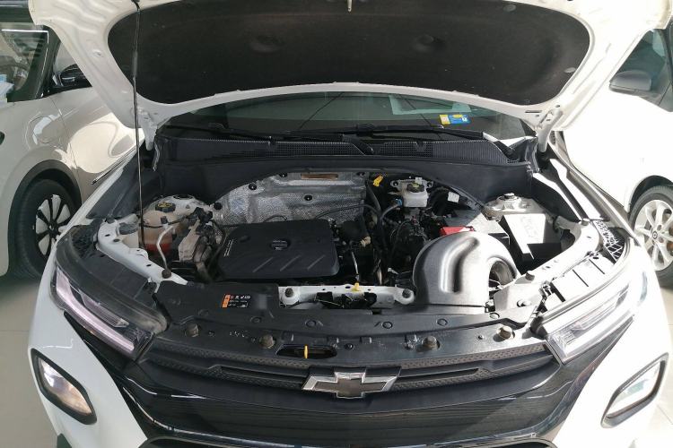 Used Chevrolet Trailblazer 2019 435T Redline CVT Two-Wheel-Drive Sharp Edition China VI Standard Engine Bay
