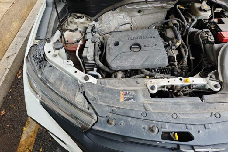 Used Chevrolet Trailblazer 2019 435T Redline CVT Two-Wheel Drive Chirui Version China VI Standard Engine Bay Right