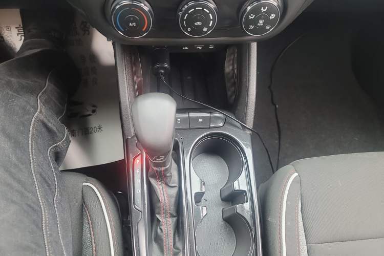 Used Chevrolet Trailblazer 2019 435T Redline CVT Two-Wheel-Drive Sharp Edition China VI Standard Gear Lever