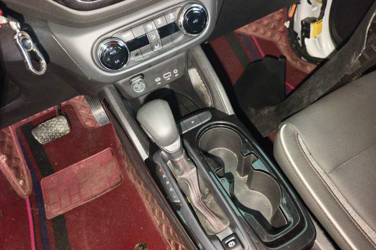 Used Chevrolet Trailblazer 2019 435T Redline CVT Two-Wheel Drive Chirui Version China VI Standard Gear Lever