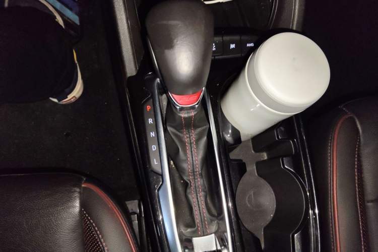 Used Chevrolet Trailblazer 2019 435T RS Automatic All-Wheel-Drive Huanrui Edition China VI Standard Gear Lever