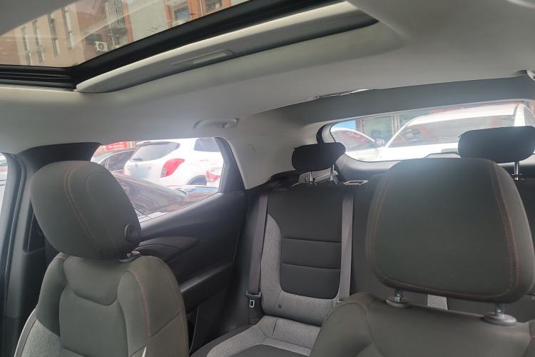Used Chevrolet Trailblazer 2019 435T Redline CVT Two-Wheel-Drive Sharp Edition China VI Standard Headliner