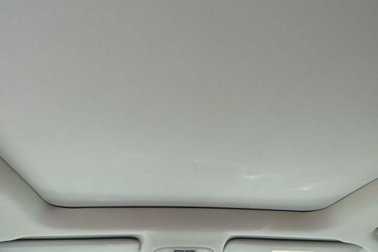 Used Chevrolet Trailblazer 2019 435T Redline CVT Two-Wheel Drive Chirui Version China VI Standard Headliner