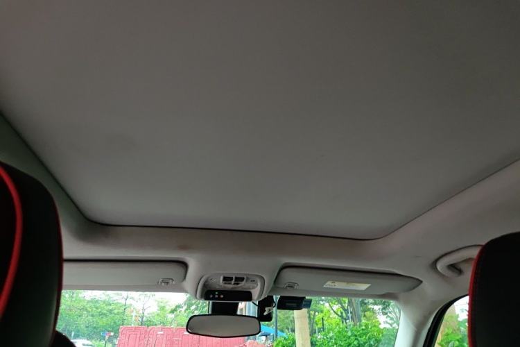 Used Chevrolet Trailblazer 2019 435T Redline CVT Two-Wheel Drive Chirui Version China VI Standard Headliner