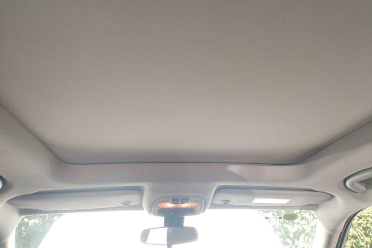 Used Chevrolet Trailblazer 2019 435T Redline CVT Two-Wheel Drive Chirui Version China VI Standard Headliner