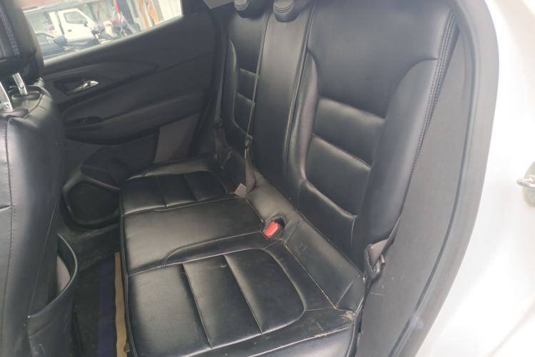 Used Chevrolet Trailblazer 2019 435T Redline CVT Two-Wheel-Drive Sharp Edition China VI Standard Interior 4