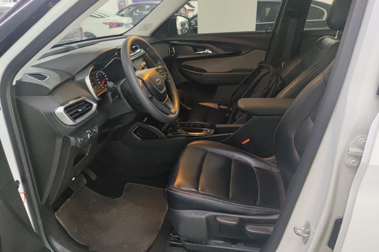 Used Chevrolet Trailblazer 2019 435T Redline CVT Two-Wheel-Drive Sharp Edition China VI Standard Left Front Seat