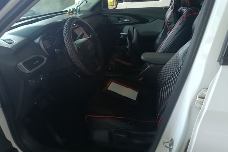 Used Chevrolet Trailblazer 2019 435T Redline CVT Two-Wheel-Drive Sharp Edition China VI Standard Left Front Seat