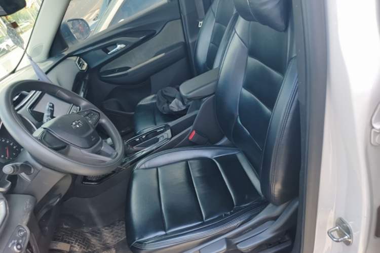 Used Chevrolet Trailblazer 2019 435T Redline CVT Two-Wheel-Drive Sharp Edition China VI Standard Left Front Seat