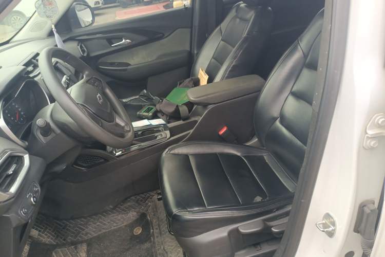 Used Chevrolet Trailblazer 2019 435T Redline CVT Two-Wheel-Drive Sharp Edition China VI Standard Left Front Seat