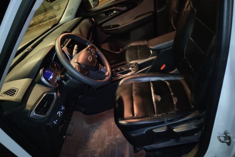 Used Chevrolet Trailblazer 2019 435T Redline CVT Two-Wheel-Drive Sharp Edition China VI Standard Left Front Seat
