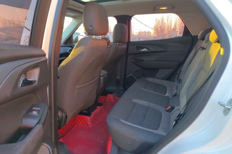 Used Chevrolet Trailblazer 2019 435T Redline CVT Two-Wheel Drive Chirui Version China VI Standard Left Rear Seat