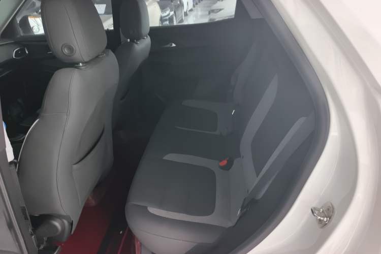 Used Chevrolet Trailblazer 2019 435T Redline CVT Two-Wheel Drive Chirui Version China VI Standard Left Rear Seat