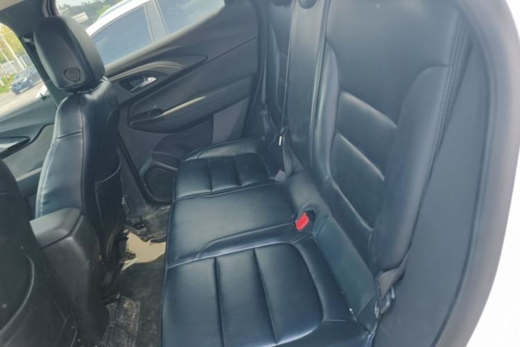 Used Chevrolet Trailblazer 2019 435T Redline CVT Two-Wheel-Drive Sharp Edition China VI Standard Left Rear Seat