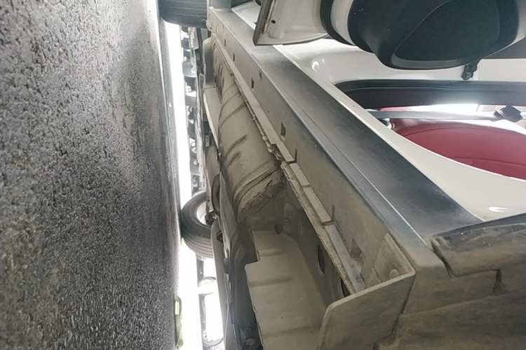 Used Chevrolet Trailblazer 2019 435T Redline CVT Two-Wheel-Drive Sharp Edition China VI Standard Left Side Sill