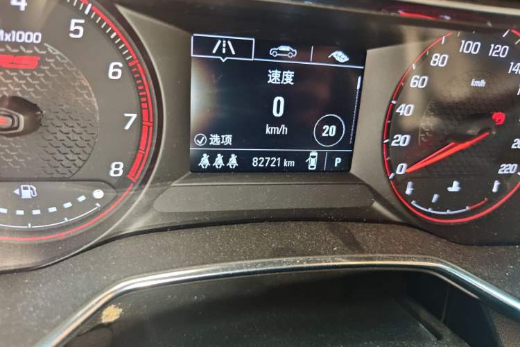 Used Chevrolet Trailblazer 2019 435T RS Automatic All-Wheel-Drive Huanrui Edition China VI Standard Odometer Close Up