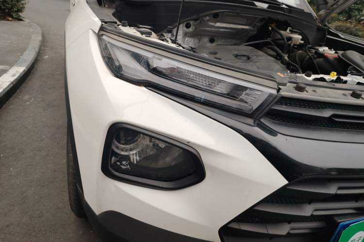 Used Chevrolet Trailblazer 2019 435T Redline CVT Two-Wheel Drive Chirui Version China VI Standard Right Front Headlight