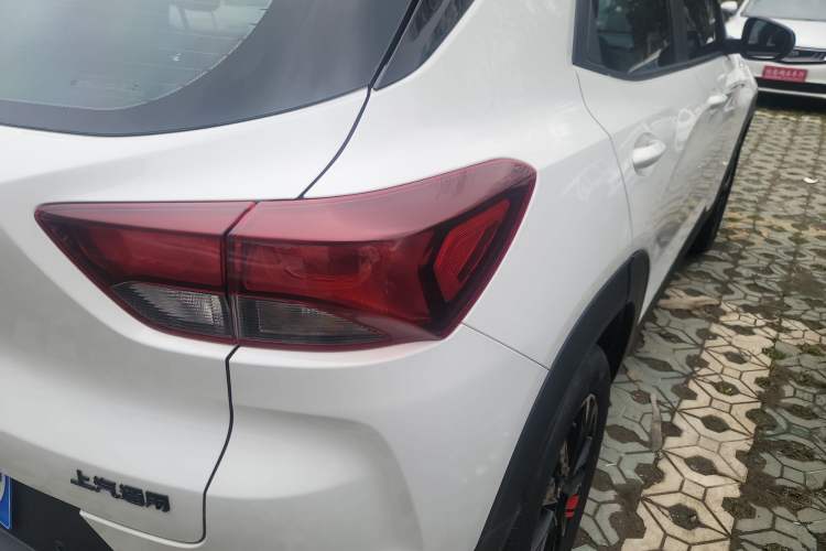 Used Chevrolet Trailblazer 2019 435T Redline CVT Two-Wheel-Drive Sharp Edition China VI Standard Right Rear Taillight