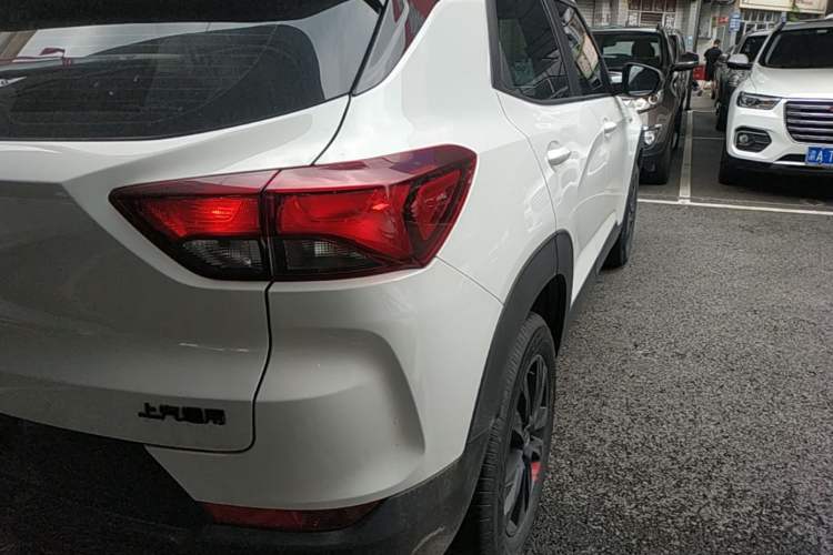 Used Chevrolet Trailblazer 2019 435T Redline CVT Two-Wheel-Drive Sharp Edition China VI Standard Right Rear Taillight