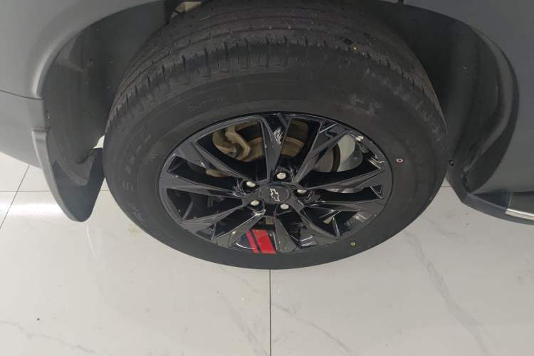 Used Chevrolet Trailblazer 2019 435T Redline CVT Two-Wheel-Drive Sharp Edition China VI Standard Right Rear Wheel Hub