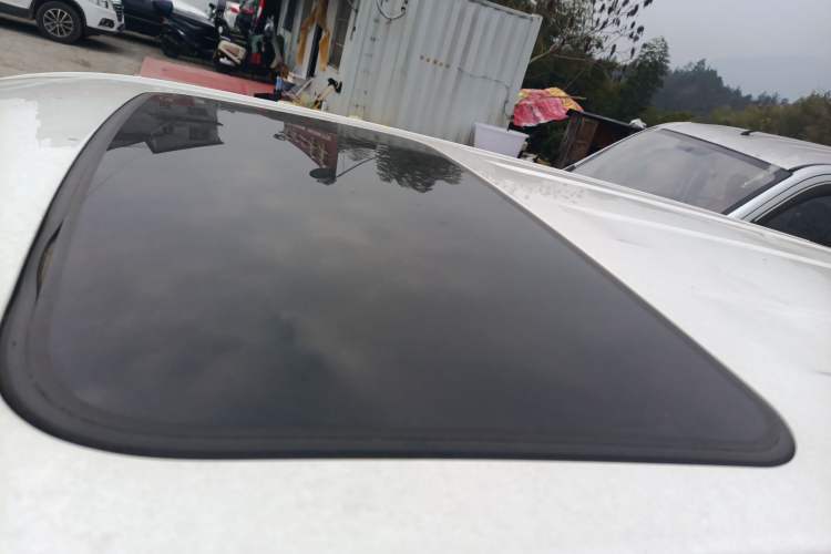 Used Chevrolet Trailblazer 2019 435T Redline CVT Two-Wheel-Drive Sharp Edition China VI Standard Roof