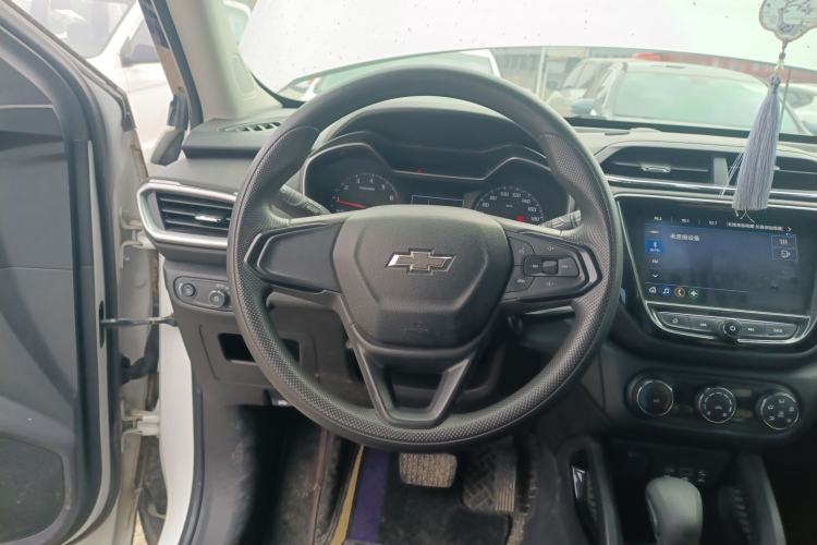 Used Chevrolet Trailblazer 2019 435T Redline CVT Two-Wheel-Drive Sharp Edition China VI Standard Steering Wheel