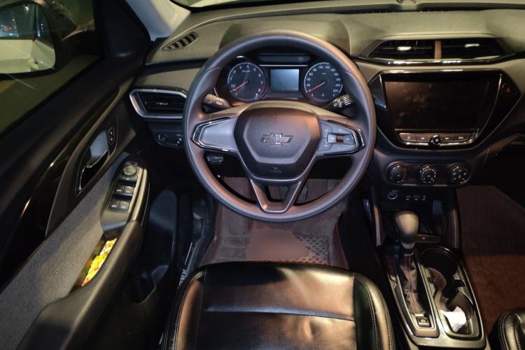 Used Chevrolet Trailblazer 2019 435T Redline CVT Two-Wheel-Drive Sharp Edition China VI Standard Steering Wheel
