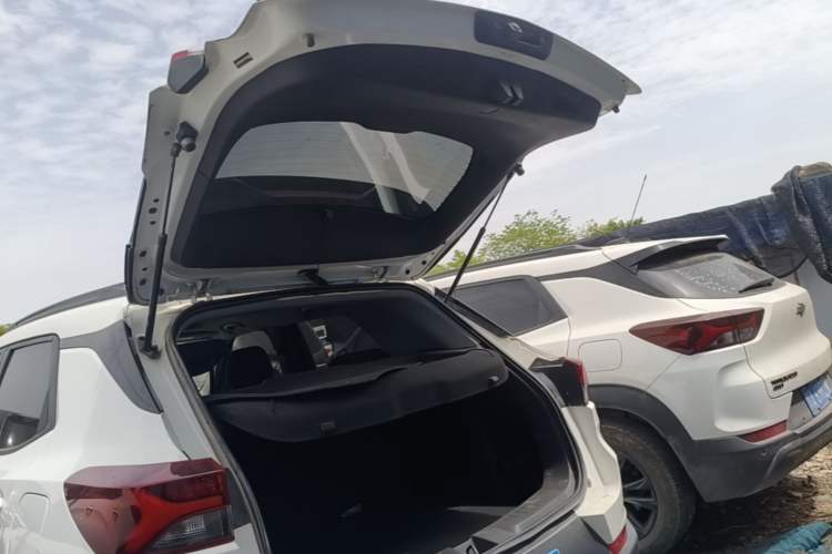 Used Chevrolet Trailblazer 2019 435T Redline CVT Two-Wheel Drive Chirui Version China VI Standard Trunk