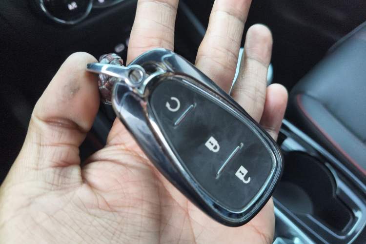 Used Chevrolet Trailblazer 2019 435T RS Automatic All-Wheel-Drive Huanrui Edition China VI Standard Vehicle Key