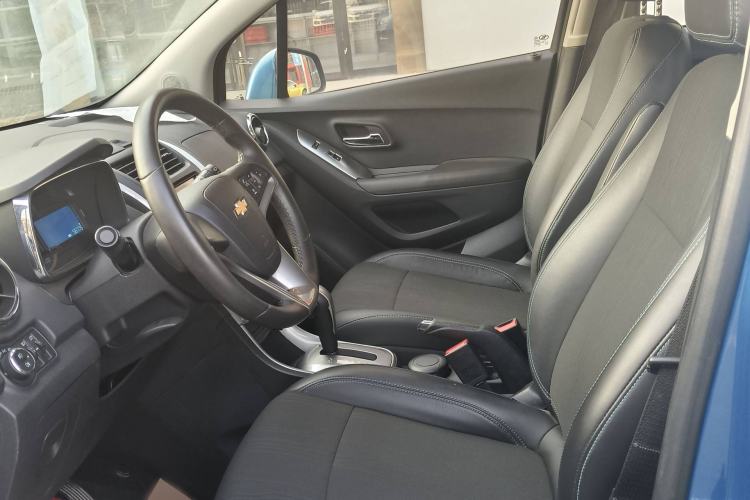 Used Chevrolet Trax 2014 1.4T Automatic Two-Wheel Drive Luxury Model Interior 1