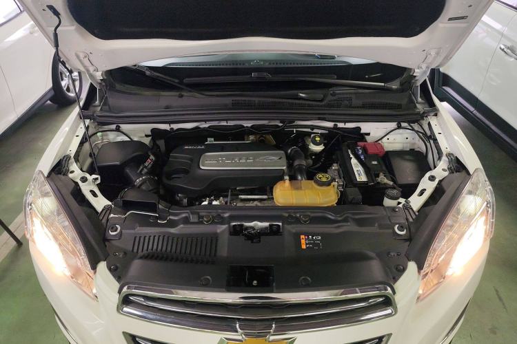Used Chevrolet Trax 2016 1.4T Automatic Two-Wheel Drive Luxury Version Engine Bay