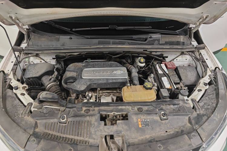 Used Chevrolet Trax 2018 330T Automatic Two-Wheel Drive Elite Model Engine Bay