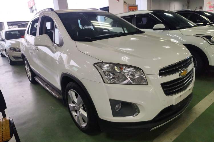 Used Chevrolet Trax 2016 1.4T Automatic Two-Wheel Drive Luxury Version Exterior 2