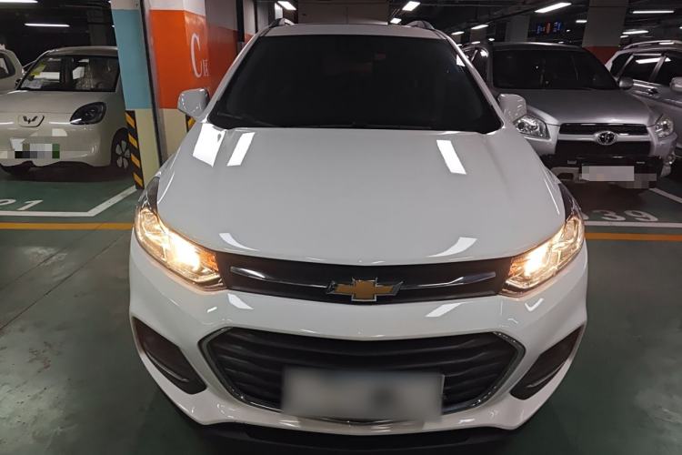Used Chevrolet Trax 2018 330T Automatic Two-Wheel Drive Elite Model Front