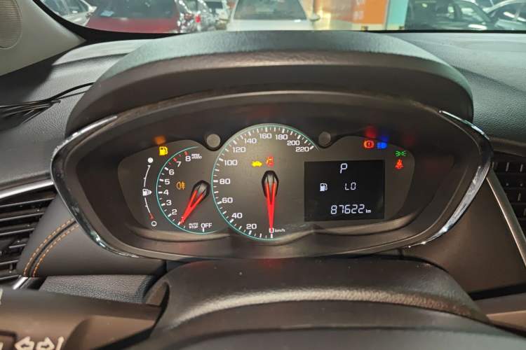 Used Chevrolet Trax 2018 330T Automatic Two-Wheel Drive Elite Model Instrument Cluster