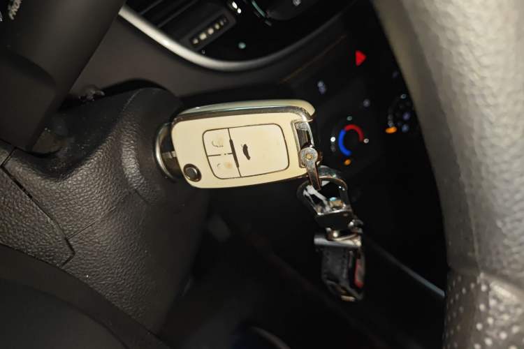 Used Chevrolet Trax 2018 330T Automatic Two-Wheel Drive Elite Model Vehicle Key